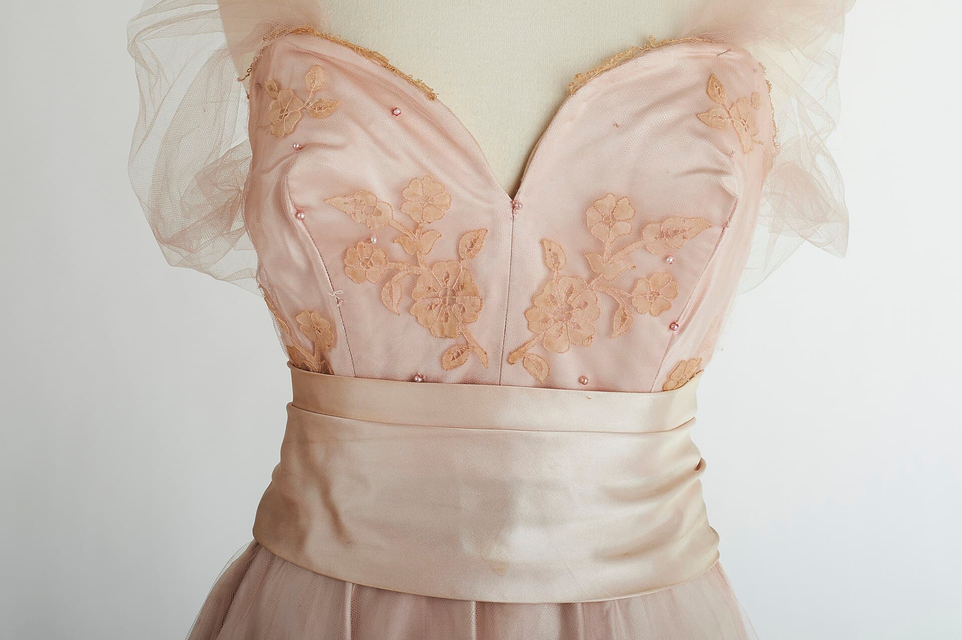 Detail of the Pink Ice gown by Sybil Connolly, Hunt Museum collection.